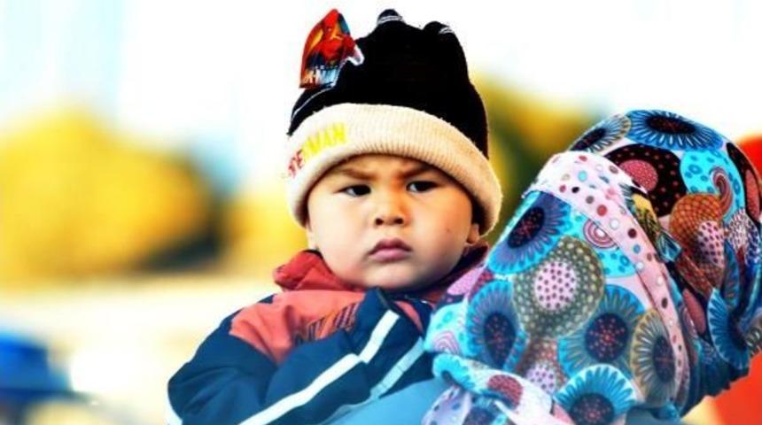 Denizde S&uuml;r&uuml;klenen Ka&ccedil;akları Sahil G&uuml;venlik Kurtardı