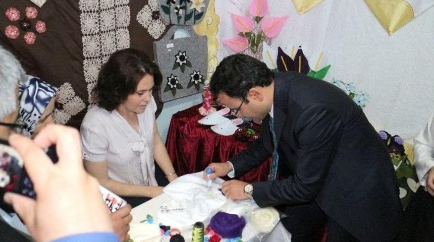 Serinhisar&rsquo;da Yıl Sonucu Karma Sergisi Beğeni Topladı