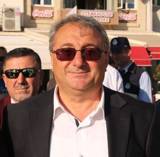 Bandırma Limanı, 9 Bin Büyükbaş Hayvan Gelince Koktu 2