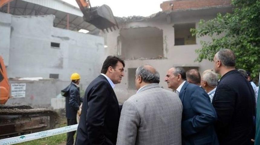 Osmangazi&rsquo;de Mahalleler Nefes Alıyor