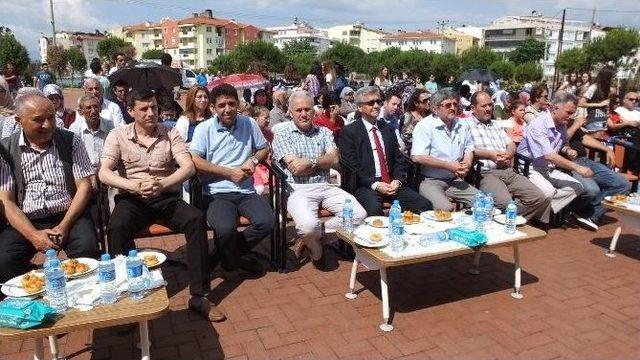 Burhaniye Ayşe Akpınar’da Mezuniyet Coşkusu