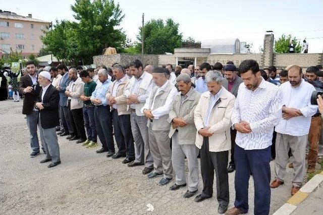 Muş&rsquo;ta H&uuml;da Par&rsquo;dan Hdp Ve Pkk&rsquo;ya Tepki 1