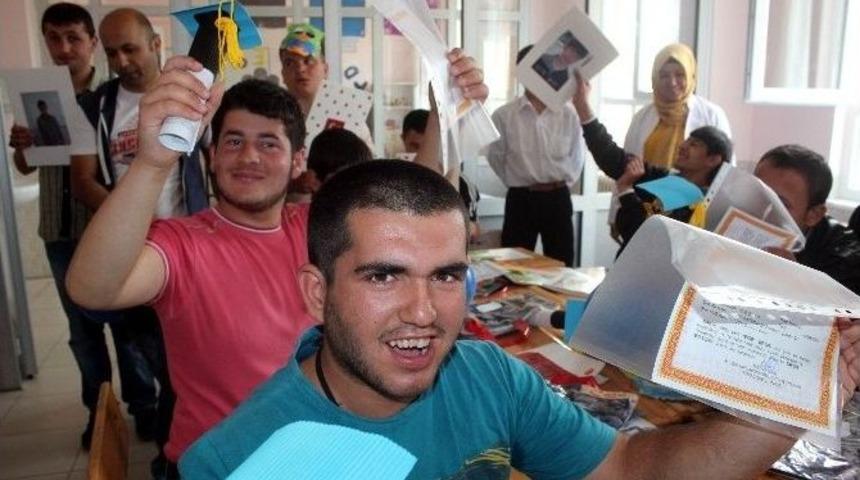 Beyşehir&rsquo;de &Ouml;zel &Ouml;ğrencilere &Ouml;zel Karne