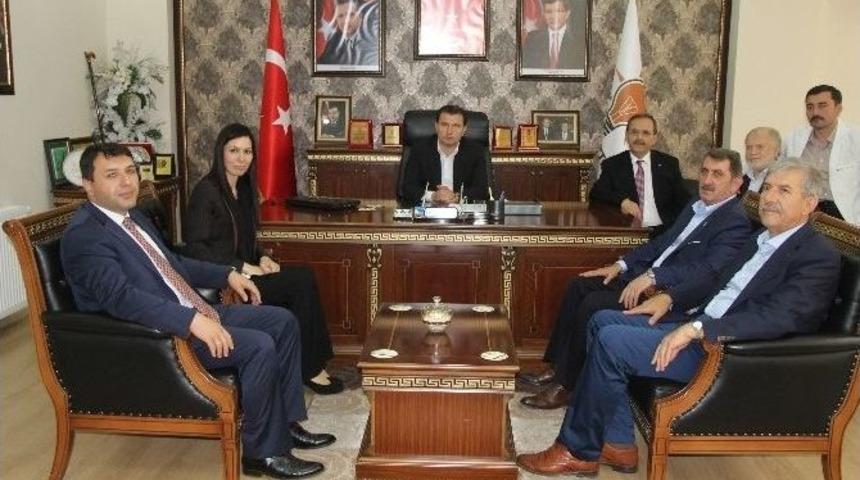 &Ccedil;iğdem Karaaslan: &ldquo;ak Parti Se&ccedil;ici Konumda&rdquo;