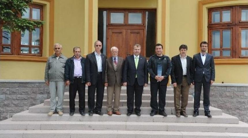 Milletvekili Halil Eldemir Albay İbrahim &Ccedil;olak K&ouml;şk&uuml;&rsquo;n&uuml; Ziyaret Etti