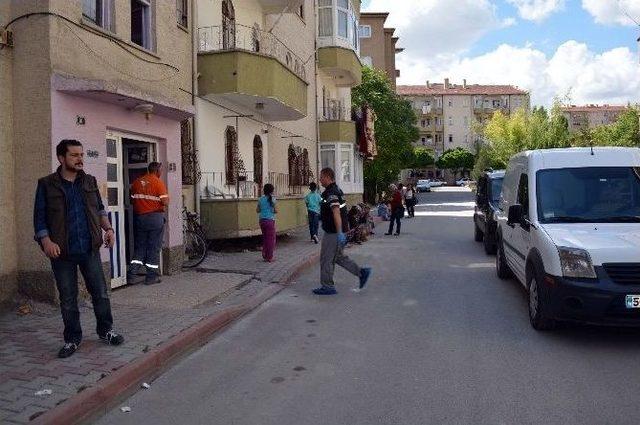 Anne, Hamile Olduğunu Öğrendiği 17 Yaşındaki Kızını Öldürdü