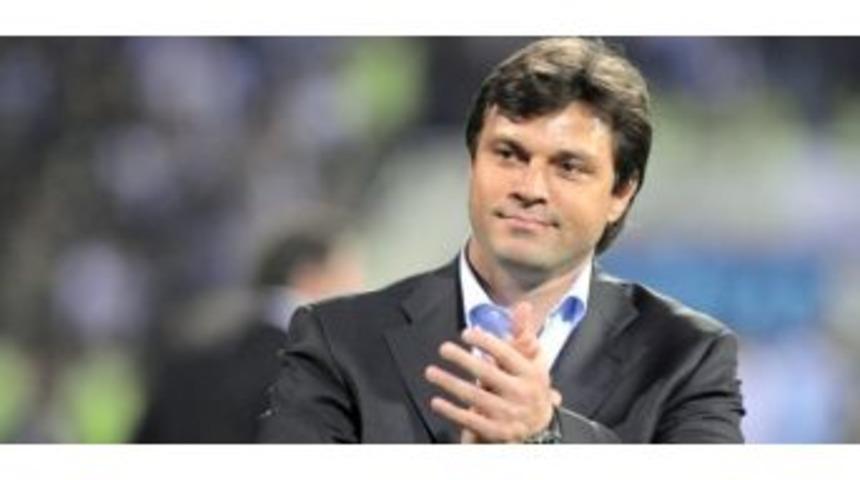 Ertuğrul Sağlam&rsquo;ın İmza T&ouml;reni Taraftara A&ccedil;ık Olacak