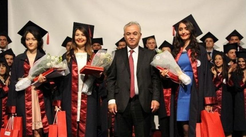 Veteriner Fak&uuml;ltesi Mezuniyet T&ouml;reni