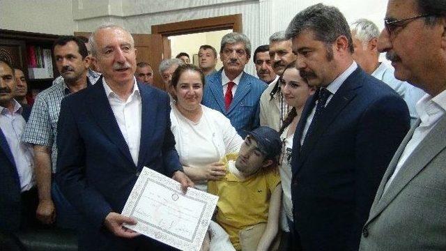 Ak Parti Milletvekili Orhan Miroğlu Mazbatasını Aldı