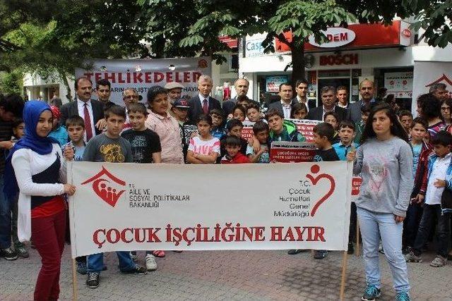 Çocuk İşçiler İçin Yürüdüler