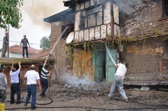 Başkent’te Yanan Evde Zihinsel Engelli Çocuk Öldü