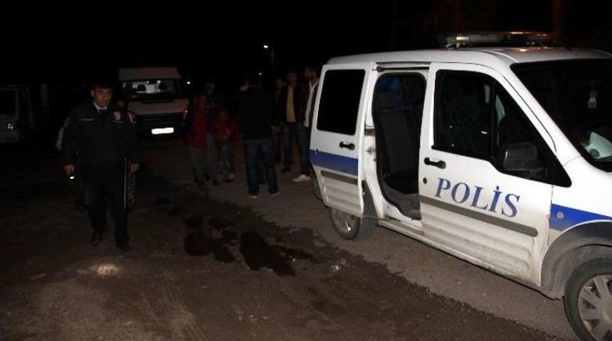 K&uuml;tahya&rsquo;da 2 Aile Arasında Silahlı Kavga: 3 Yaralı