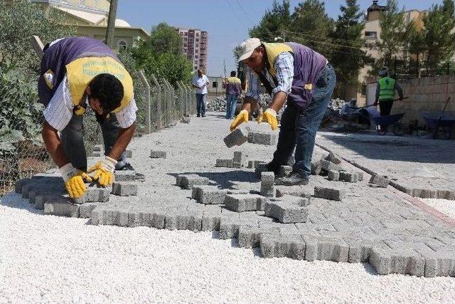 Ulubağ Mahallesi’nde De Yol Çalışması