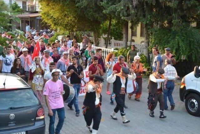 Göcek'te Renkli Yörük Yürüyüşü