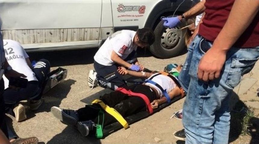 &Ccedil;an&rsquo;da Trafik Kazası: 2 Yaralı