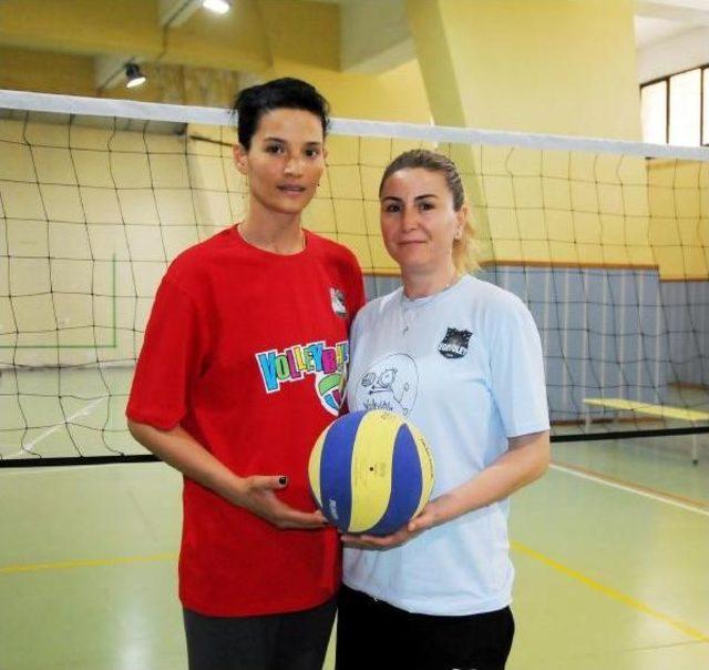 Ege Voleybol Yıldız Avında 3