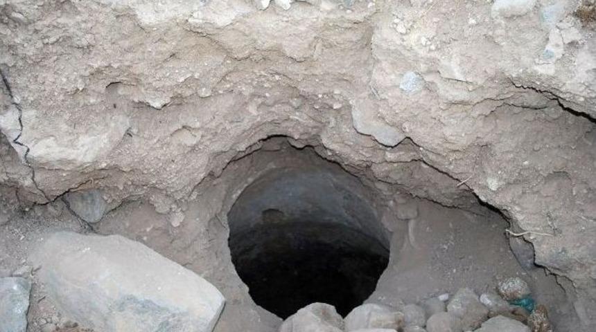 Tarihi Alan, Definecilerin Uğrak Yeri Haline Geldi