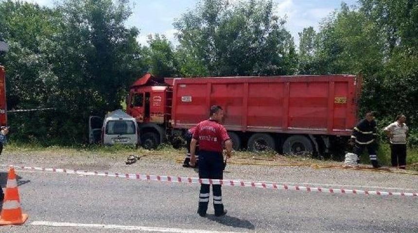 Zonguldak'ta Kaza: 1 &Ouml;l&uuml;, 1 Yaralı