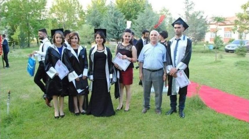 G&ouml;lbaşı Myo&rsquo;da Mezuniyet T&ouml;reni