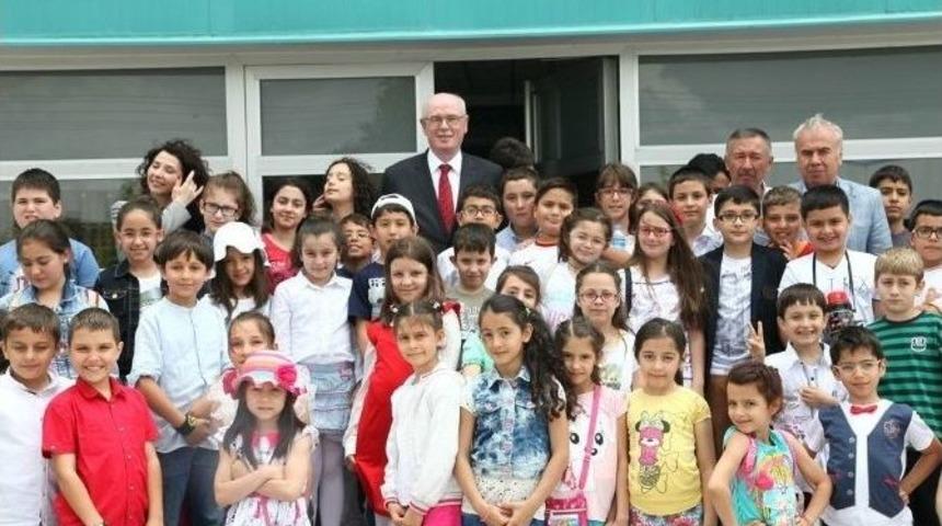 D&uuml;nya İkincisi &Ouml;ğrenciler Geri D&ouml;n&uuml;ş&uuml;m Tesisini Gezdi