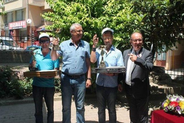 Tekirdağ Kiraz Festivalinin Geçen Seneki Tavla Şampiyonu Koltuğunu Bırakmadı