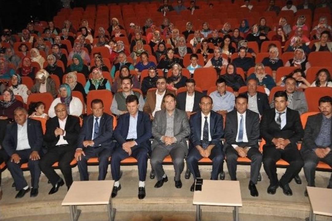 Kadın &Ccedil;ift&ccedil;iler Sertifikalarını Aldılar