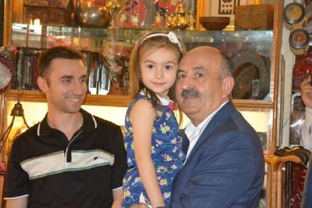 M&uuml;ezzinoğlu: &Ccedil;&ouml;z&uuml;m &Uuml;retilmezse Millet Yeni Bir &Ccedil;&ouml;z&uuml;m I&ccedil;in Gerekli Değerlendirmeleri Yapar 3