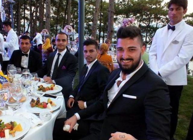 Marmaris'te Spor, Sanat Ve Iş Dünyası Buluşturan Nikah