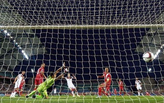 Almanya, Zayıf Rakibine Gol Yağdırdı 3