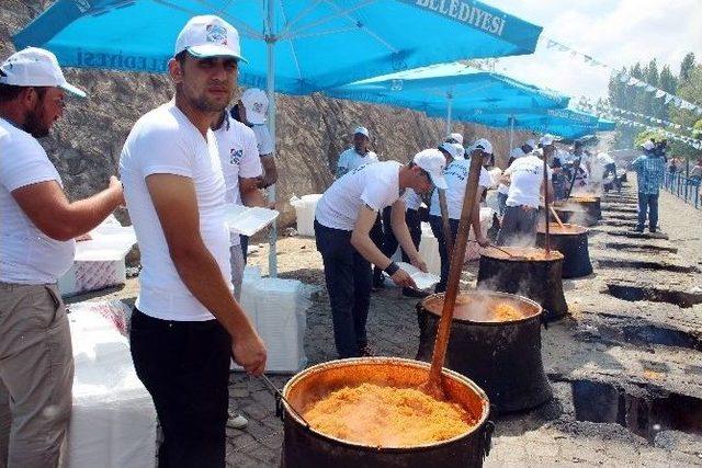 Enerji Ve Tabii Kaynaklar Bakanı Taner Yıldız: