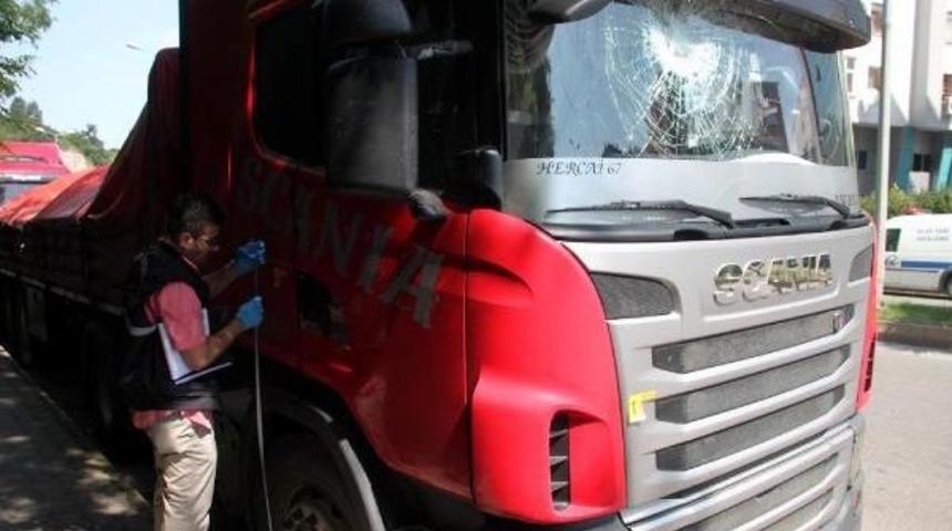 Zonguldak'ta Bir Gecede 7 Aracın Camı Kırıldı