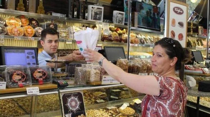 Bandırma&rsquo;Da &Ccedil;evre Kirliliğine Karşı &Ccedil;erez Satışında Ikiz Poşet Uygulaması