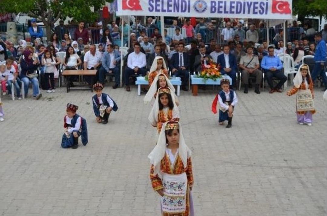 Selendi&rsquo;de Kiraz Festivali Coşkusu