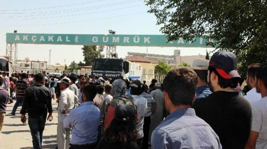 Ak&ccedil;akale Sınır Kapısında Ge&ccedil;iş İ&ccedil;in Hazırlık Başladı