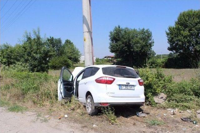 Sakarya’da Trafik Kazası: 5 Yaralı