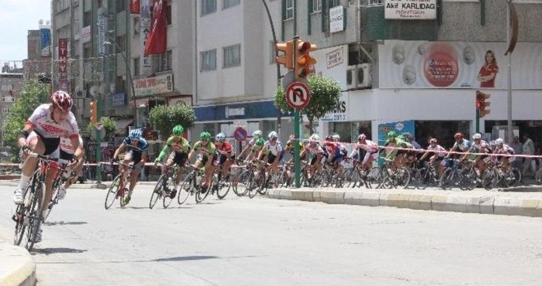 Harput-palu K&uuml;lt&uuml;r Yolu Projesi &Ouml;d&uuml;l T&ouml;reni İle Sona Erdi