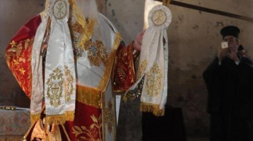 Fener Rum Patriği Bartholomeos, Kapadokya&rsquo;Da Ayin Y&ouml;netti, Faytona Bindi