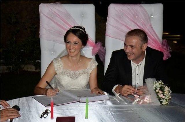 Genç Çiftin Nikahını Başkan Kocadon Kıydı 1