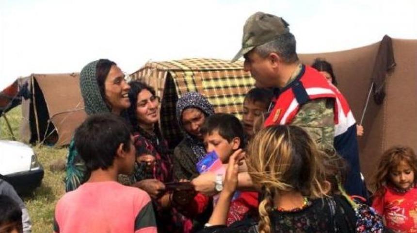 Jandarmadan Kadına Şiddete Broş&uuml;rl&uuml; &Ouml;nlem