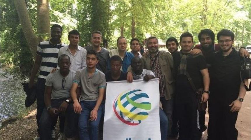 Geleneksel Yedirenk Uluslararası &Ouml;ğrenci Derneği Pikniği Ger&ccedil;ekleşti