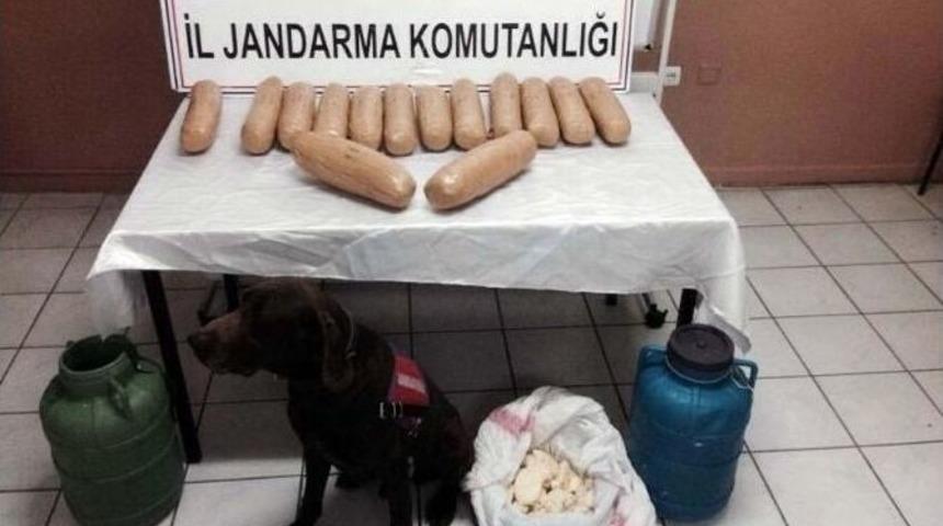 Yolcu Otob&uuml;s&uuml;nde 16 Kg Esrar Ele Ge&ccedil;irildi