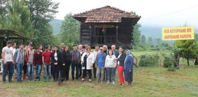 Emekli Kaptan Hububat Serenderini  k&uuml;lt&uuml;r Ambarı  Yaptı 3