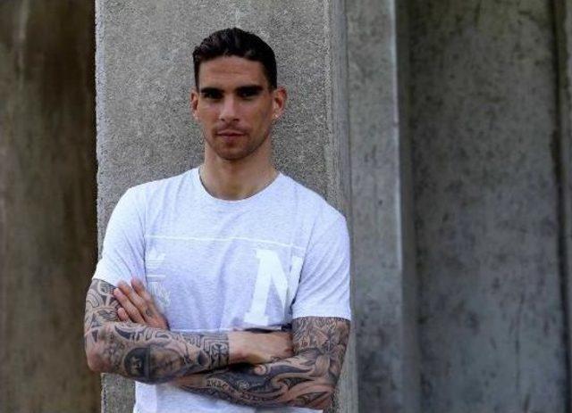 Trabzonsporlu Medjani: "umarım Stadımız Gelecek Sezon Daha &Ccedil;ok Dolar" 2