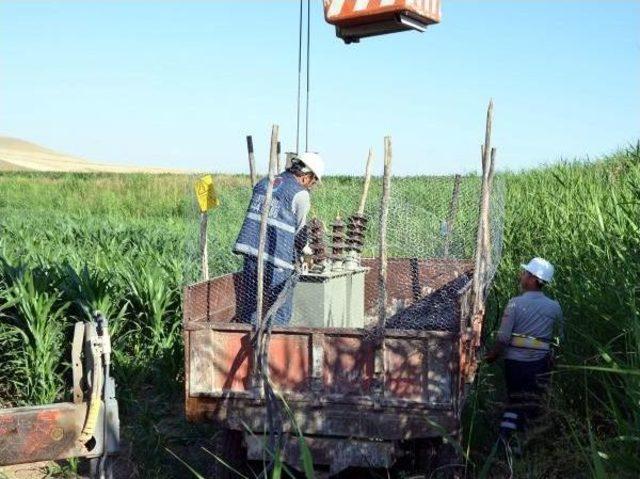 Bismil de Traktör Üzerinde Kaçak Mobil Trafo Ele Geçirildi 2