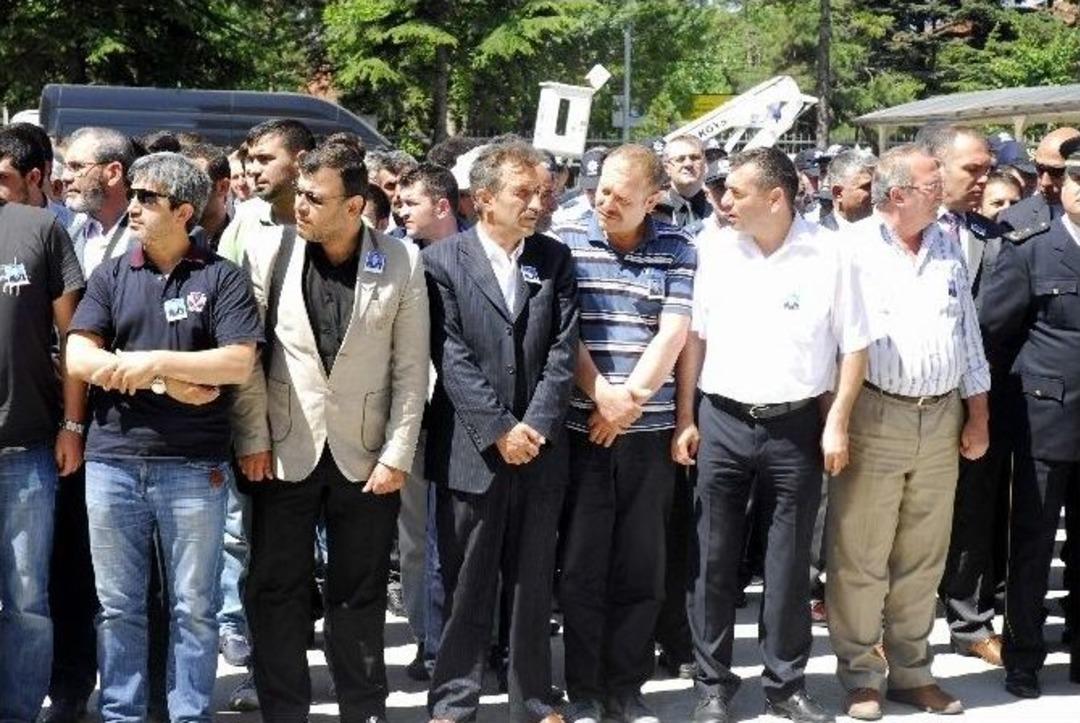 Eskişehir&rsquo;de H&uuml;z&uuml;nl&uuml; T&ouml;ren