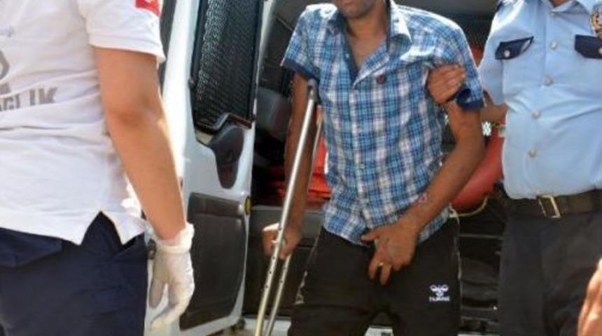 Tedavi I&ccedil;in Gittiği Hastaneden Firar Etti Evinde Yakalandı