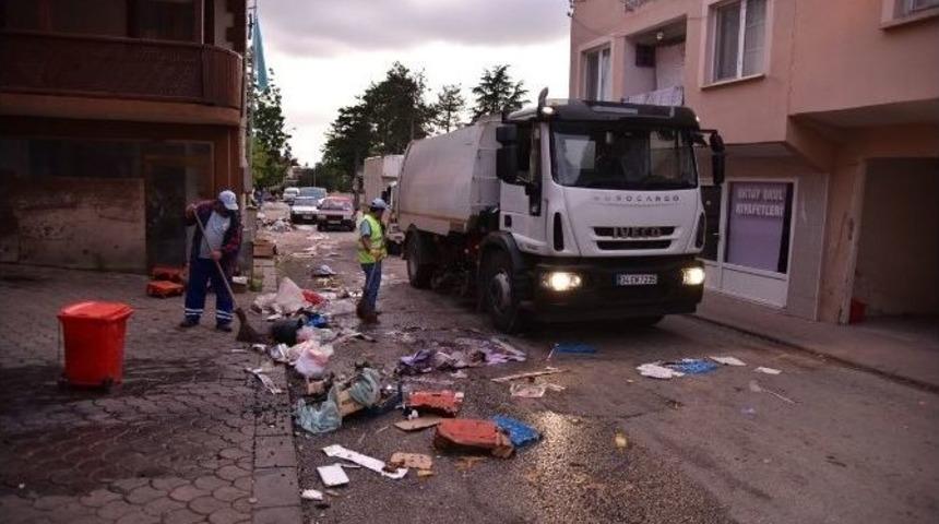 Kartepe&rsquo;de 16 Pazar Yeri Temizleniyor