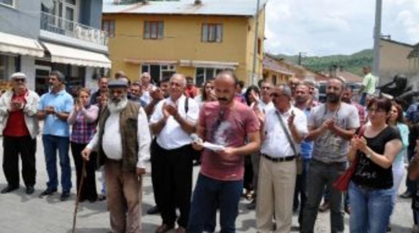 Hdp Kutlamasına Katılanlara Soruşturma A&ccedil;ılmasına Tepki