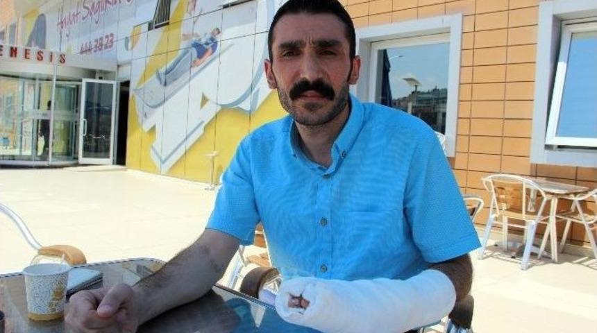 Polisi Kurtarmak İ&ccedil;in Kendi Acısını Unuttu