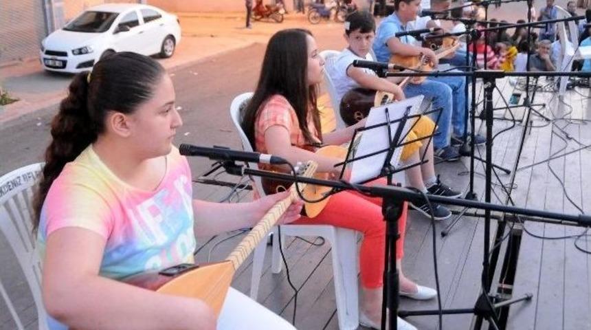 G&uuml;neş Mahalle Evi Kursiyeri &Ccedil;ocuklar H&uuml;nerlerini Sergiledi